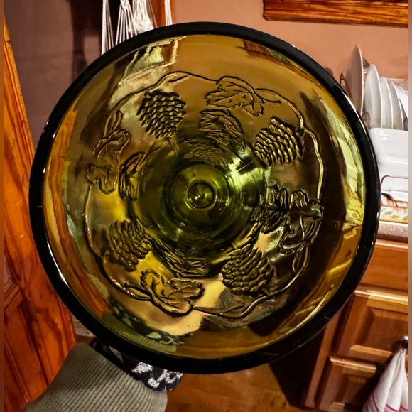 Indiana Glass Harvest Green Footed Vase✨ - Picture 3 of 11